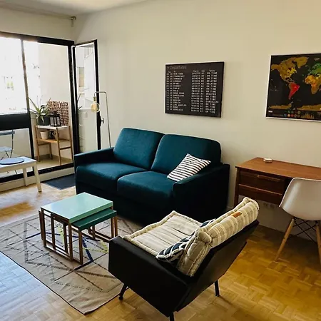 Charming T2 With Balcony Near The Bastille *