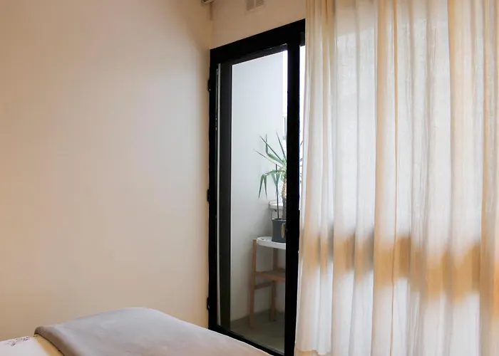 Charming T2 With Balcony Near The Bastille Apartment *